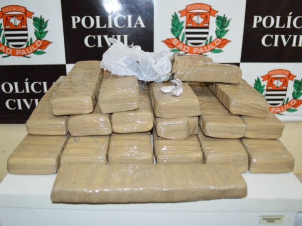 PolíciaCivil - maconha apreendida em Avaré