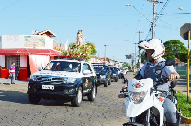 5 - Imagem do santo padroeiro percorreu as principais ruas da cidade