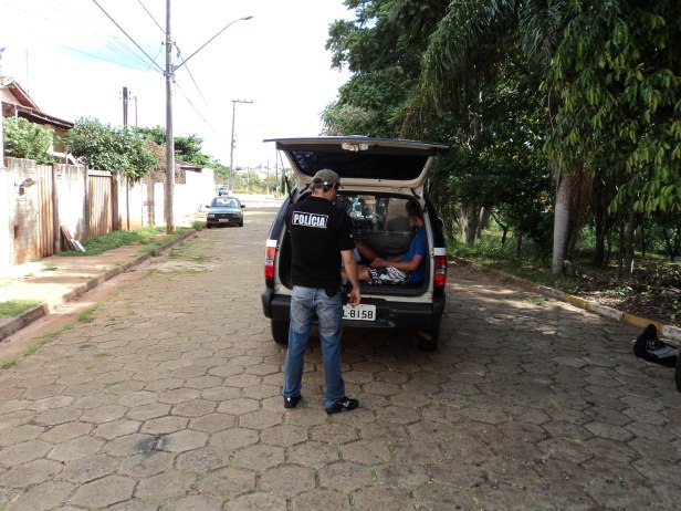 Equipe da DIG deteve o grupo nas proximidades do local do furto, no bairro Jardim Brasil