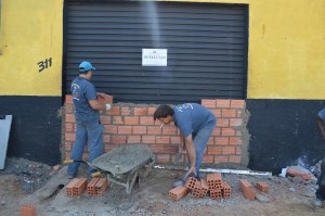 9- Emparedamento de empresa localizada na Avenida Anápolis