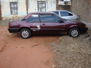 O carro utilizado pelo suspeito foi apreendido